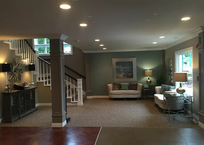 The Inn At Okoboji